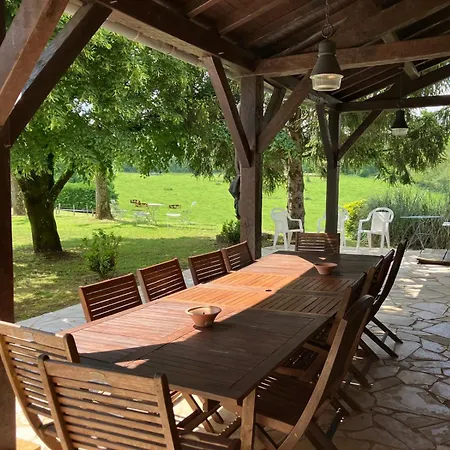 Perigord 3etoiles 12-16 Personnes Piscine -tennis Holiday home *